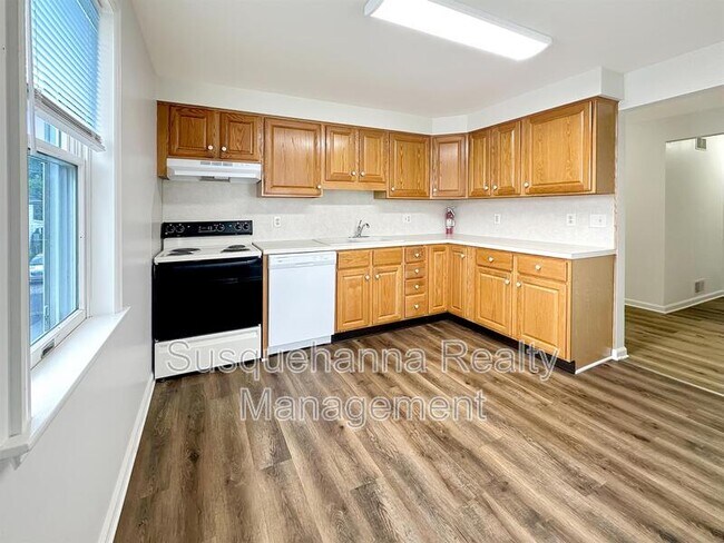 Foto del edificio - 339 E Derry Rd