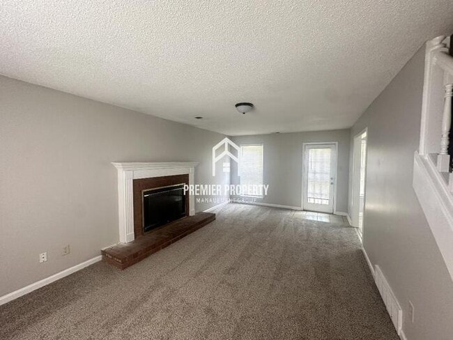 Building Photo - 3730 Beckman - Available Now!