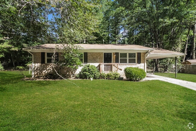 Building Photo - 599 Plainville Dr SW