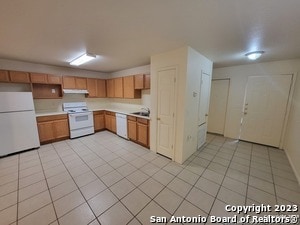 Building Photo - 8933 Maverick Draw