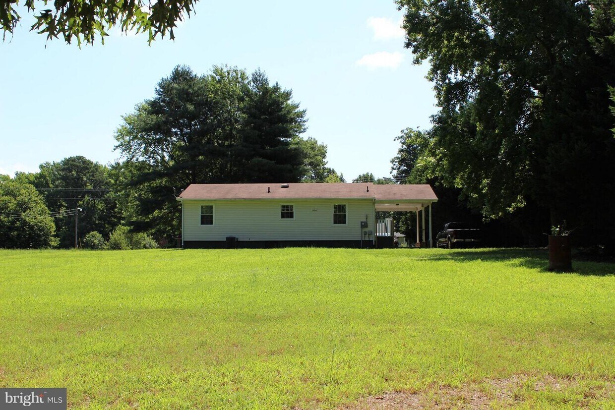 981 Royal Way, Montross, VA 22520 House Rental in Montross, VA