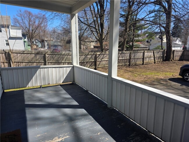 Building Photo - 715 W Water St