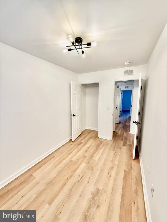 Building Photo - 2652 E Venango St