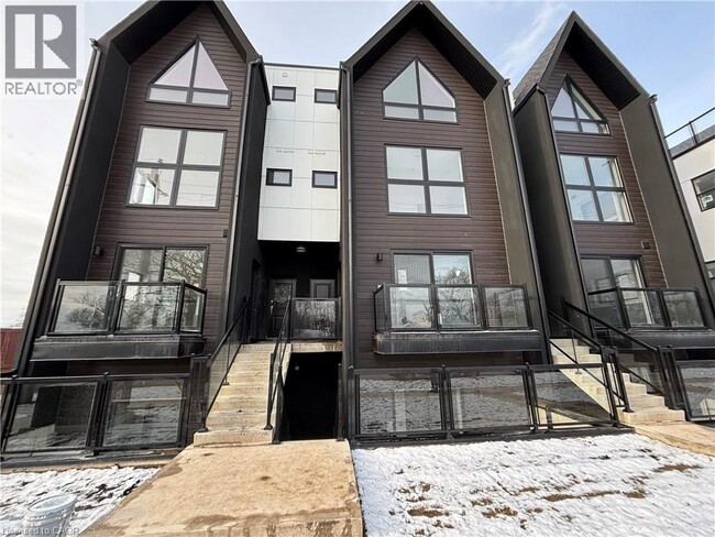 Building Photo - 7277 Wilson Crescent