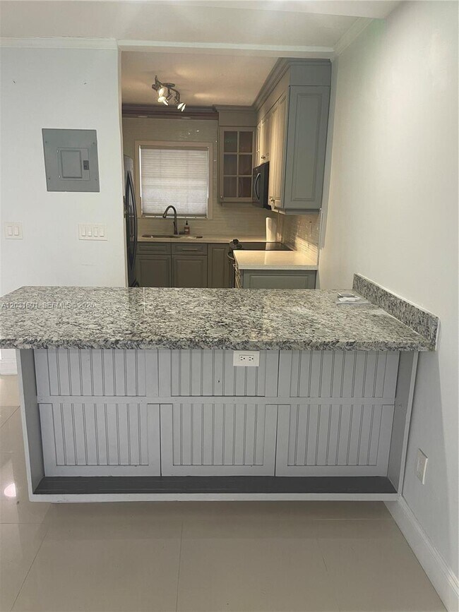 Foto del edificio - 7505 SW 82nd St