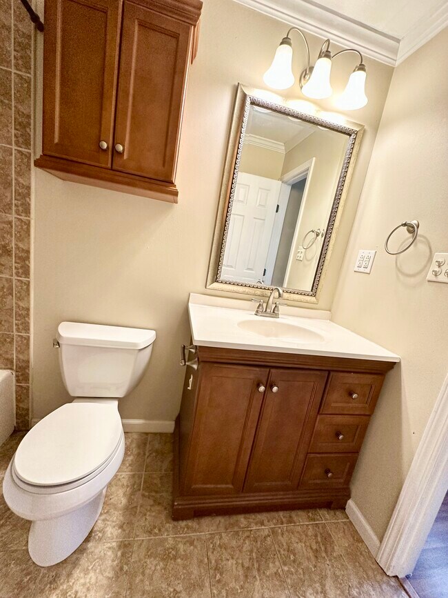 Building Photo - 701 S College Rd