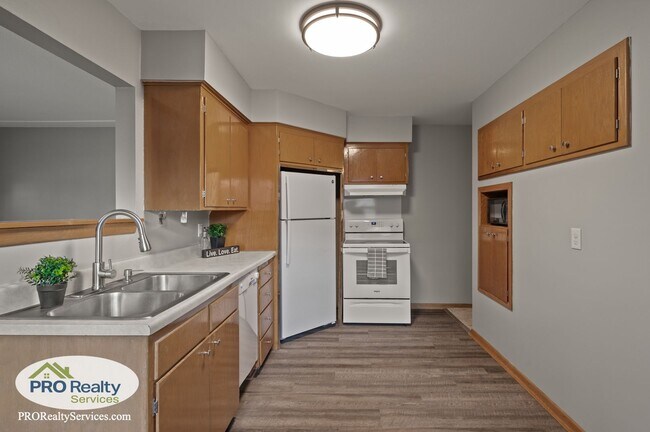Foto del edificio - 4357-4359 7th St NE