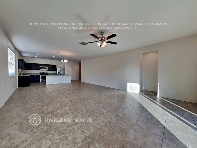 Foto del edificio - 25567 W Allen St