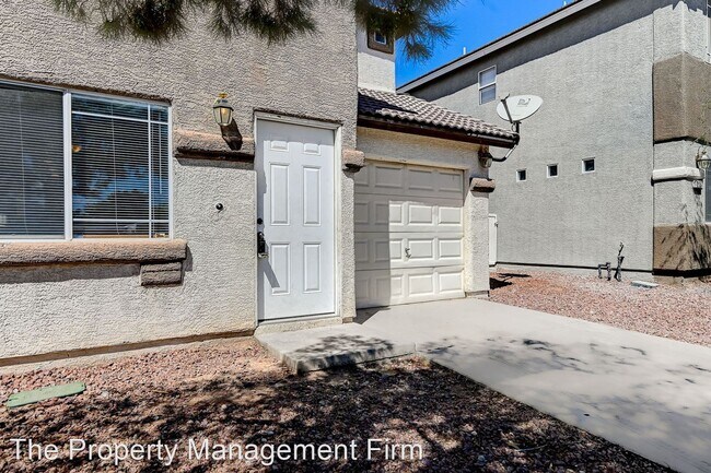 Foto del edificio - 3 br, 2.5 bath House - 2153 Clancy St