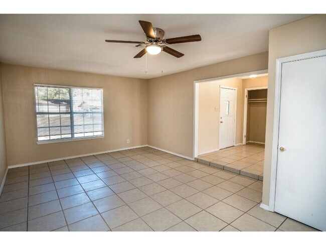 Foto del edificio - Nice and Convenient Home