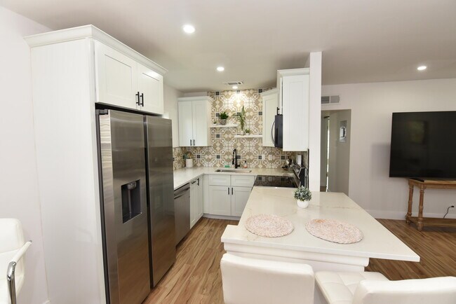 Foto del edificio - 112 Salisbury E