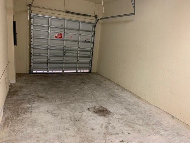 Foto del edificio - 3236 NW 31st Terrace