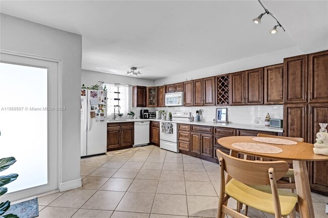 Foto del edificio - 6241 SW 138th Ct