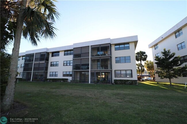 Foto del edificio - 2420 DC Country Club Boulevard