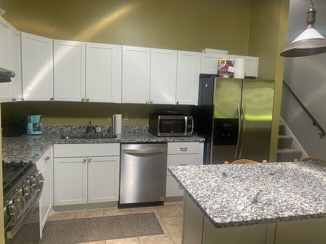 Foto del edificio - 9720 Cimarron Cir