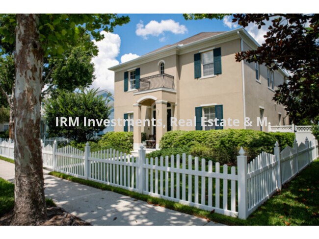 Foto del edificio - 4 bedroom house with pool excellent location!!