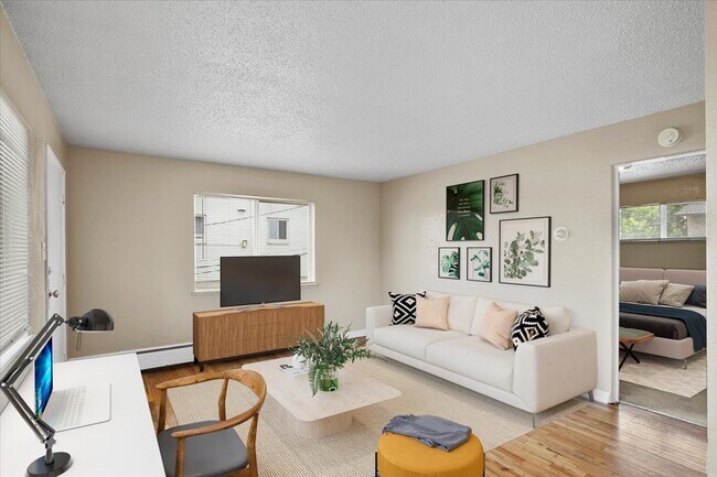 Foto del edificio - 3151 Eliot St