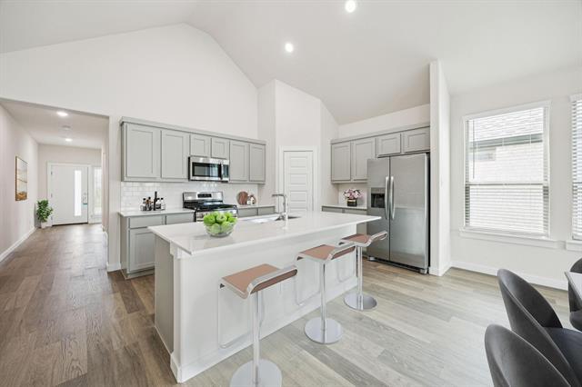 Foto del edificio - 646 Briar Dr