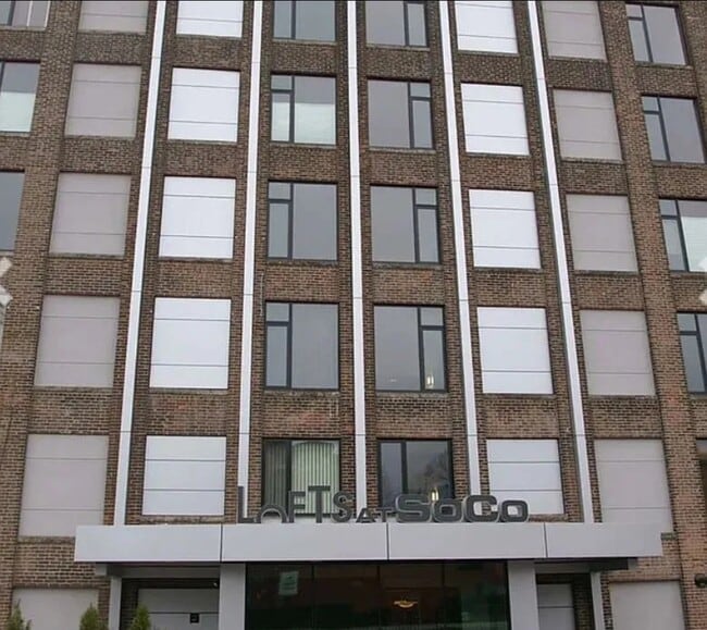 Photo - 147 Centre St Apartment