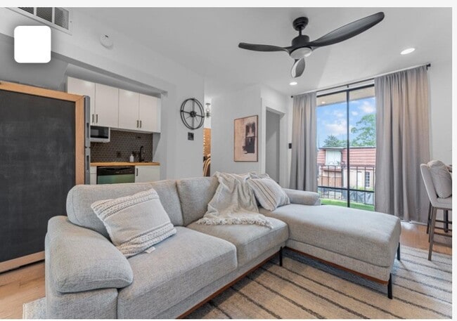 Foto del edificio - 3401 Timmons Ln