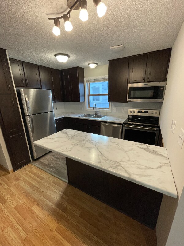 Foto principal - 1663 Selby Ave
