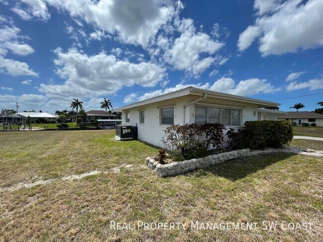 Foto del edificio - 2256 SE 27th St