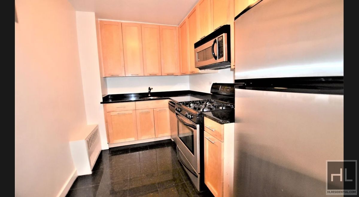 Foto del edificio - EAST 49 STREET