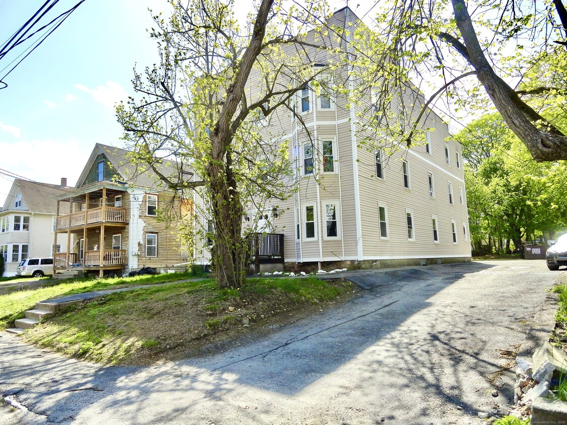 Primary Photo - 280 Park Ave