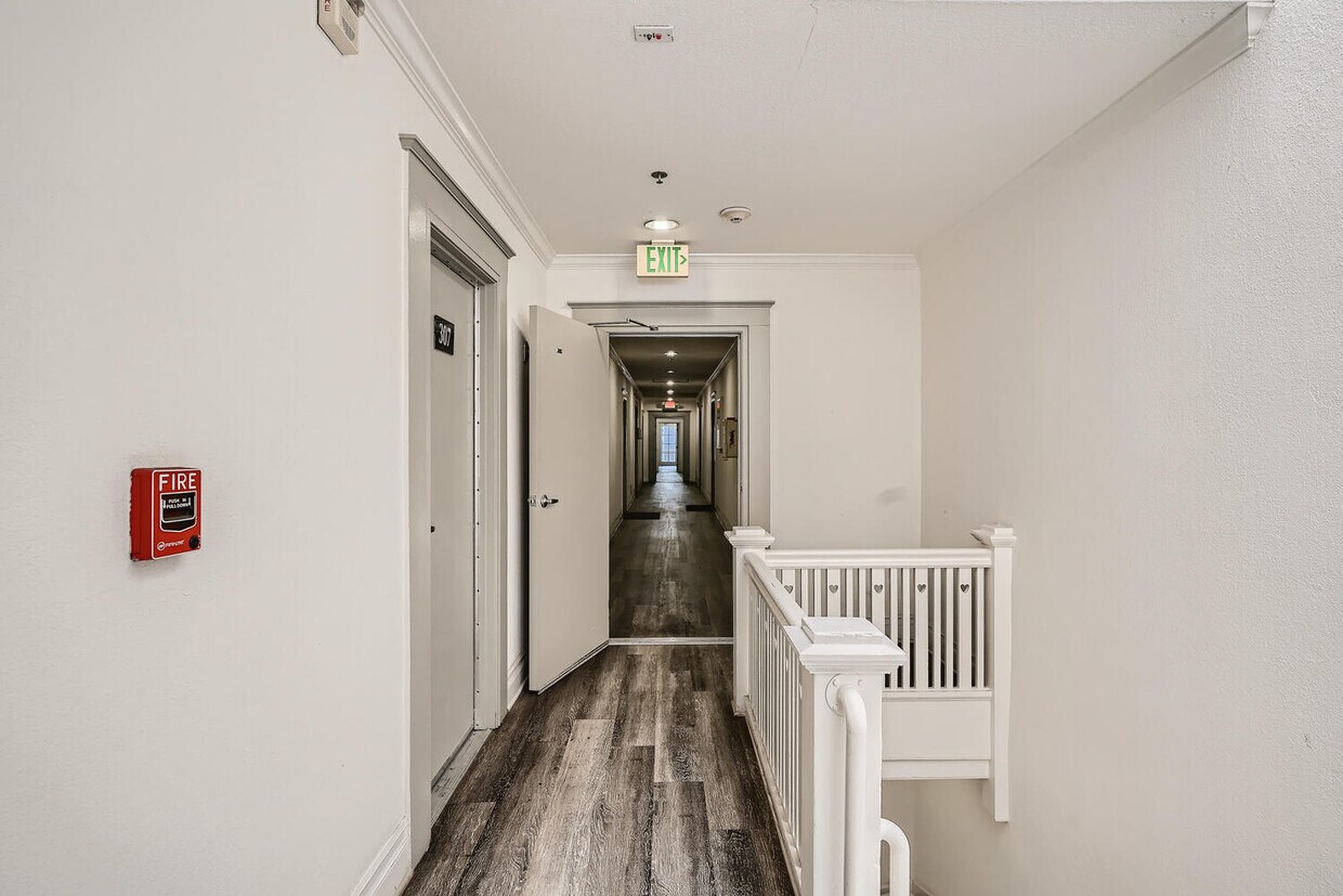 South Virgil Apartments Apartments in Los Angeles, CA Westside Rentals