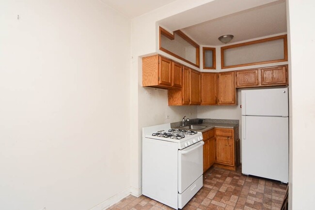 Foto del edificio - 2249 W Wilson Ave