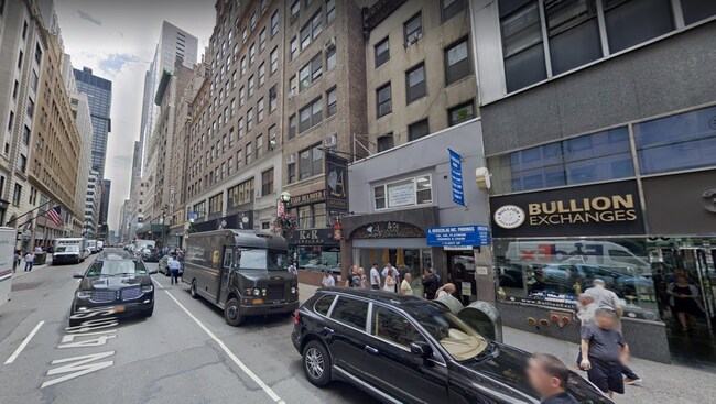 Building Photo - 28 W 47th St