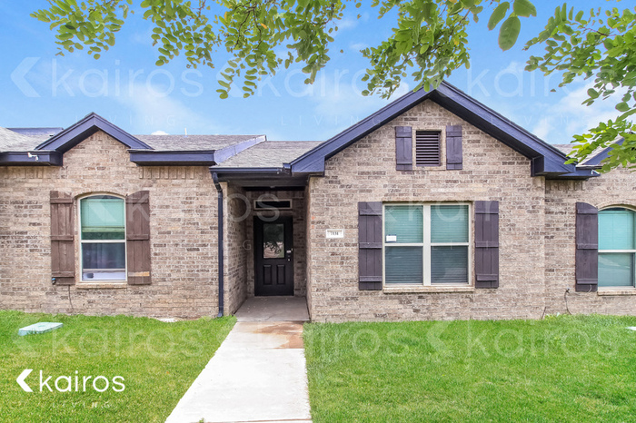 Foto principal - 7131 Mosley St