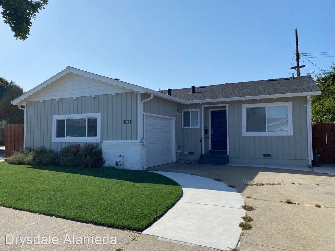 Primary Photo - 3 br, 2 bath House - 1031 Azalea Drive