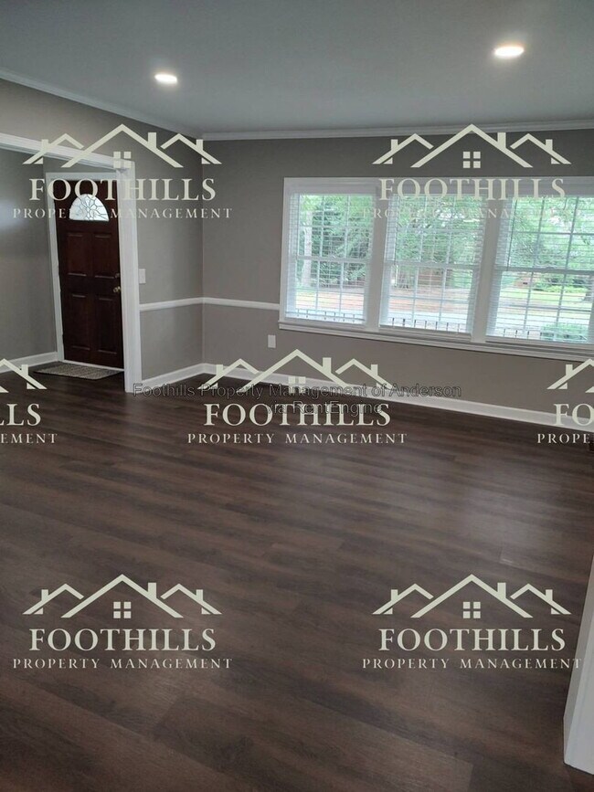 Building Photo - 510 Drayton Cir