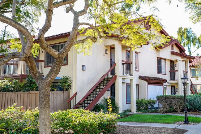 Building Photo - 4095 Rosenda Ct