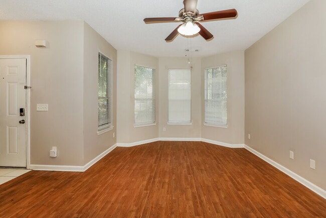 Building Photo - 2497 Brianna Dr