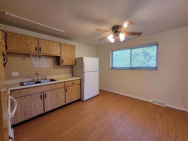 Building Photo - 3969 Jane Ave