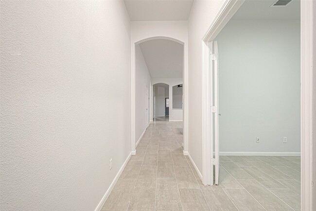 Foto del edificio - 6406 Applewood Forest Dr