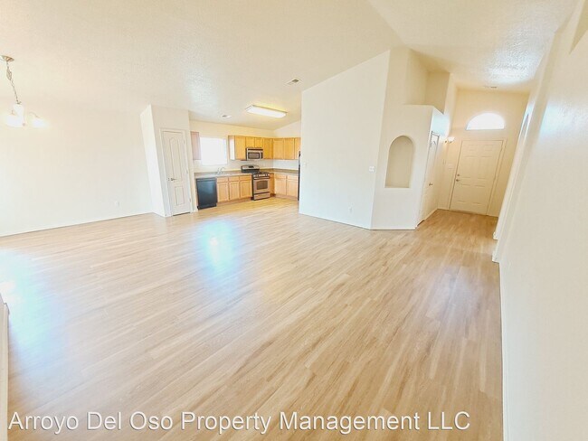 Building Photo - 3 br, 2 bath House - 1051 Purple Aster Ave SW