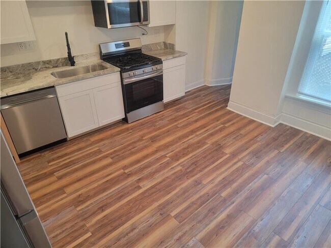 Foto del edificio - 1038 S Ohio Ave