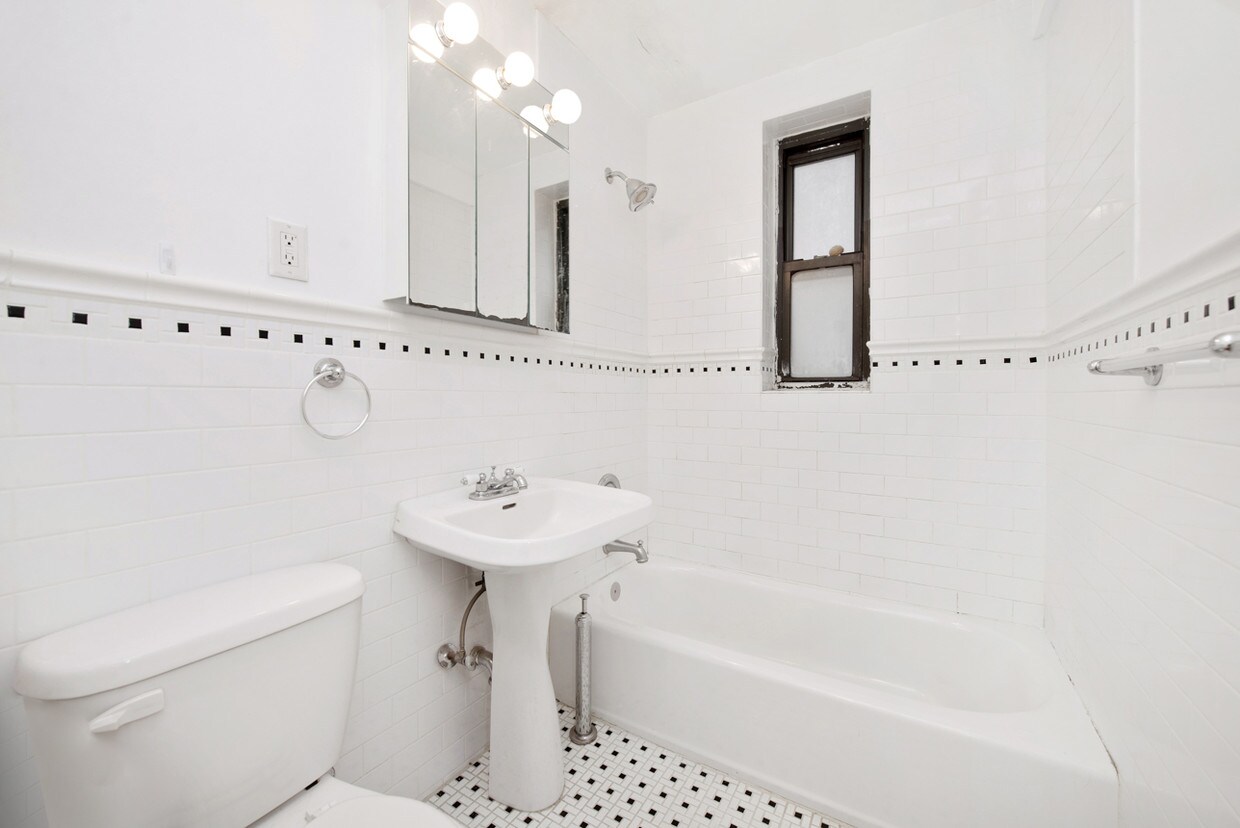 Foto del edificio - 145 72nd St