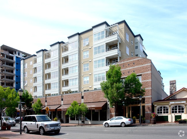 Building Photo - The McKee Condominium