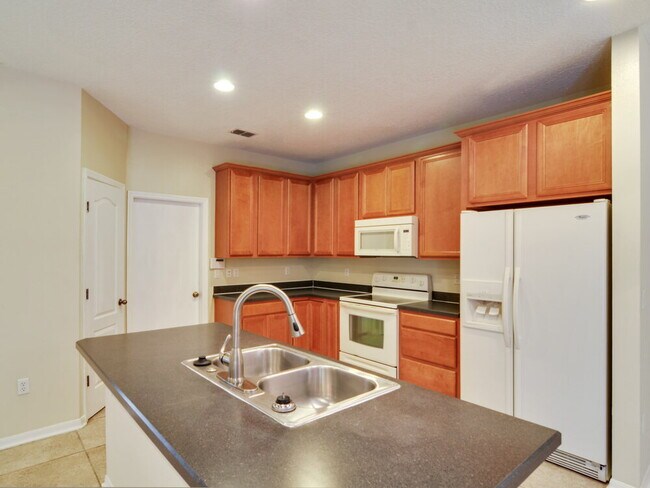 Foto del edificio - 3691 Blue Wing Ct