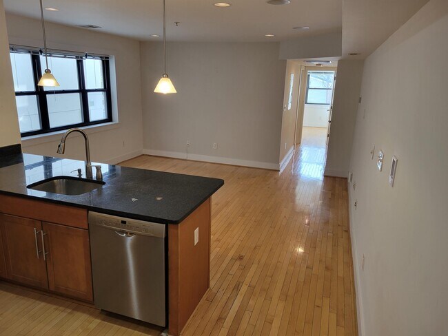 Foto del edificio - 1323 K St SE