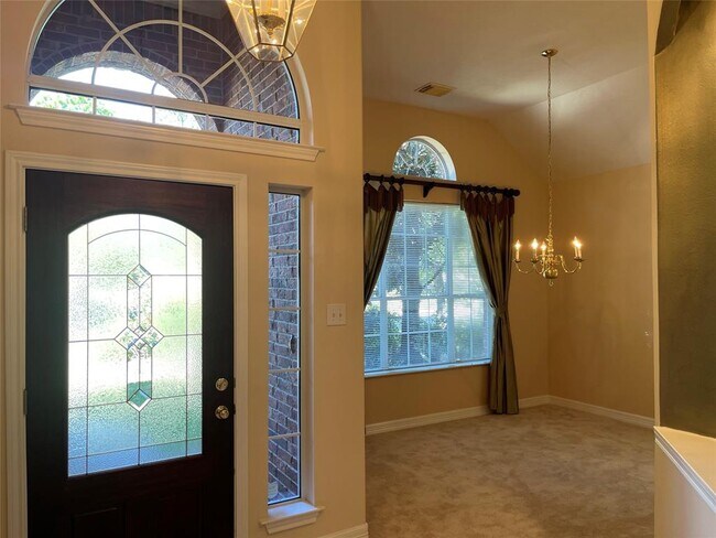 Building Photo - 178 Queenscliff Ct