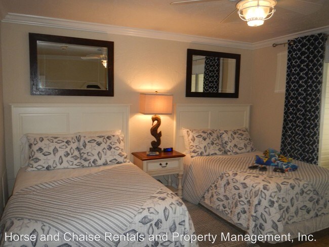 Foto del edificio - 908 Villas Dr