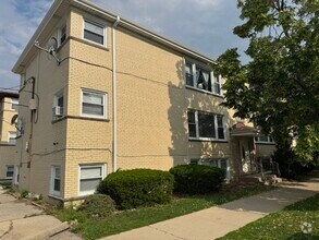 Building Photo - 4752 N Menard Ave