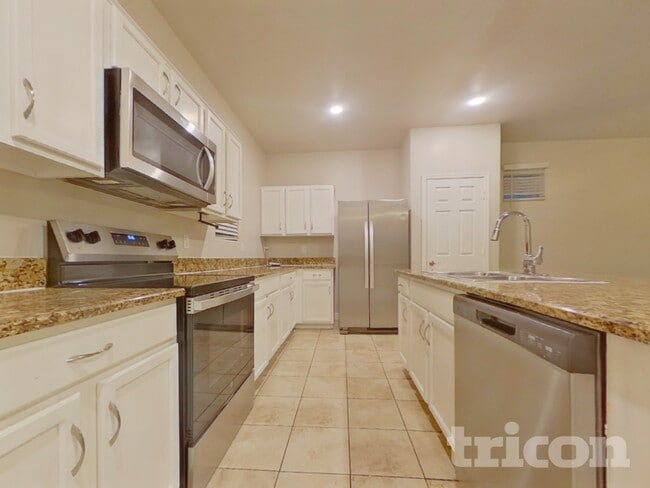 Foto del edificio - 16221 W La Ventilla Way