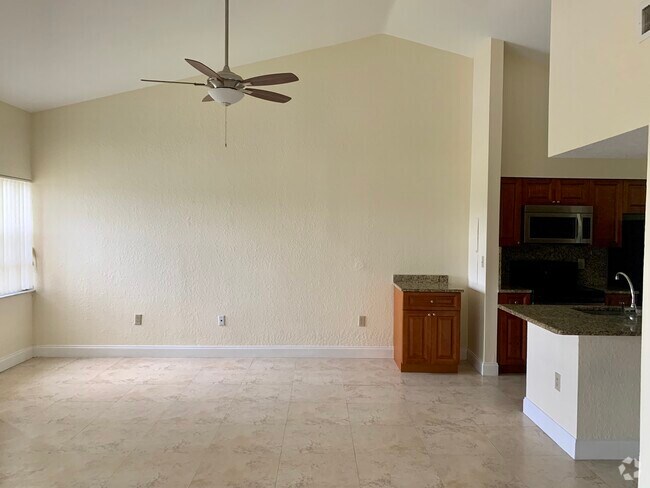 Building Photo - 2841 N Oakland Forest Dr