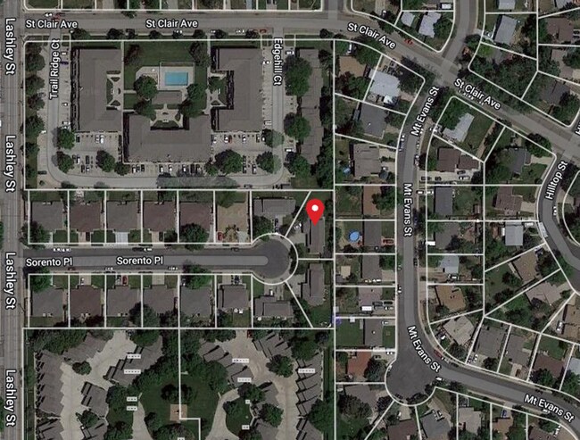 Foto del edificio - Duplex with 5 Bedroom & 4 Baths